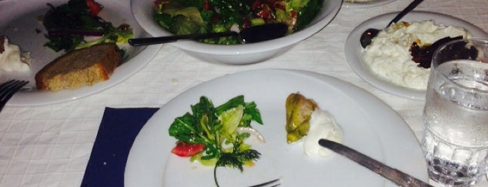Karina Balık Restaurant is one of Tempat yang Disukai Duygu ö..