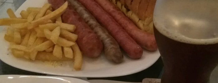 Frankfurter Hotdogs is one of Bares e Empórios em SJC e Região.