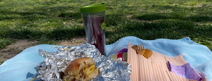 Dickinson Square Park is one of Summertime Philly.