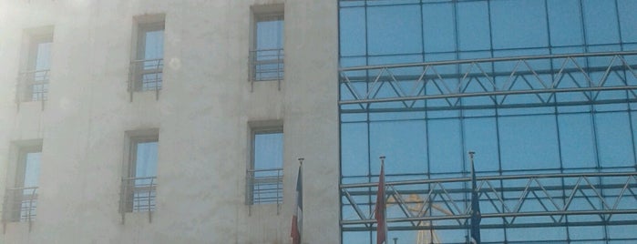 Ibis Hotel Casablanca Sidi Maarouf is one of สถานที่ที่ Amélie ถูกใจ.