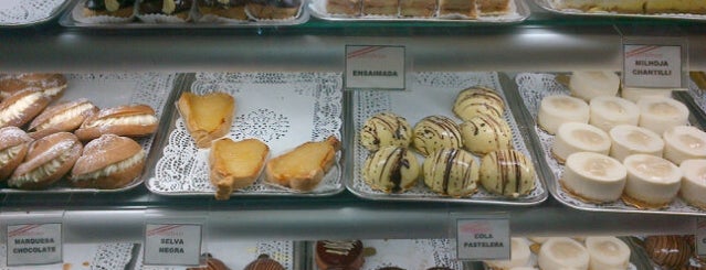 Pastelería Danubio is one of Jimmyさんのお気に入りスポット.