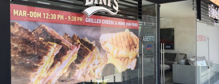 Biñi's Grilled Chesse & Home Run is one of MTY2018.