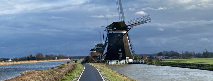 Zoetermeer is one of Den haag.