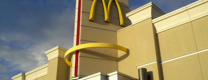 McDonald's is one of Lieux qui ont plu à David.