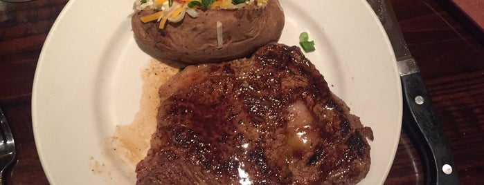 LongHorn Steakhouse is one of LUNCH&DINNER.