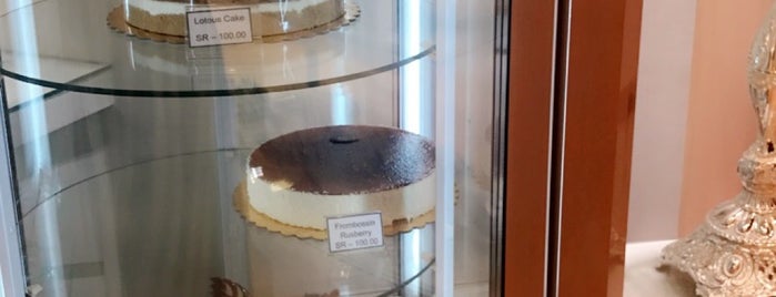 Delice is one of chocolate and pastries.