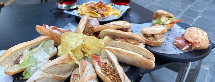 100 Montaditos is one of Food.