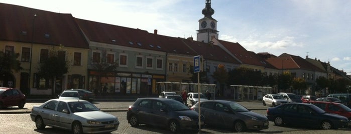 Karlovo náměstí is one of Orte, die Kristýna gefallen.