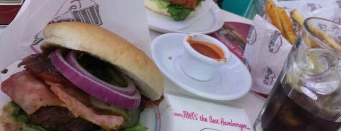 Tommy Mel's is one of MADRID ★ Hamburguesas ★.