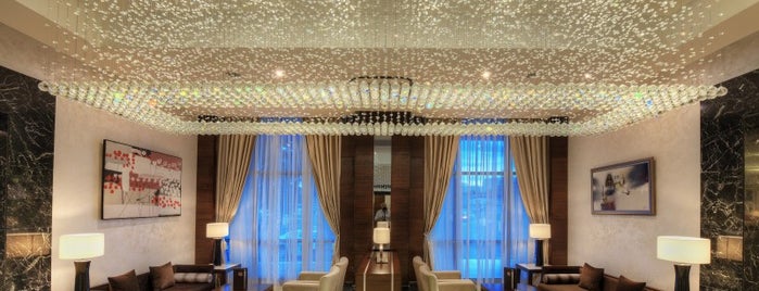 Boulevard Lobby Bar & Lounge is one of MultiBon Baku Partners.