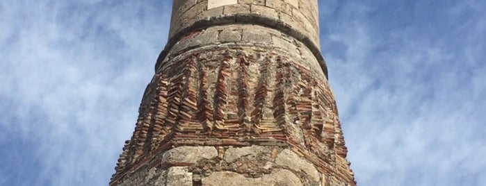 Kesik Minare is one of Lugares favoritos de Ruslan.