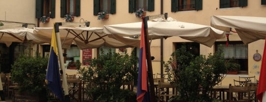 Hosteria Zanarotti is one of Ristoranti & Pub 2.