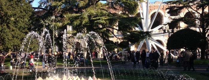 Piazza Bra is one of Sunny@Italia2014.