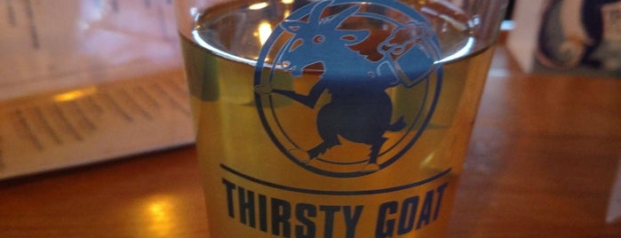 The Thirsty Goat is one of Lieux qui ont plu à Stephanie.