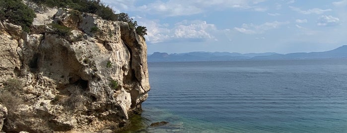 Heraion is one of Beach of Loutraki.