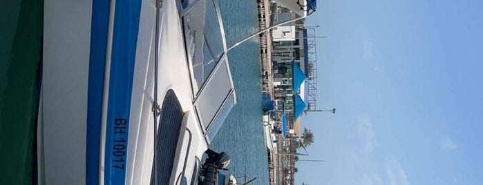 Yacht Club  نادي اليخوت is one of Bahrain.
