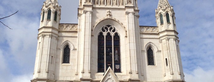 Église Sainte-Anne is one of Nantes.