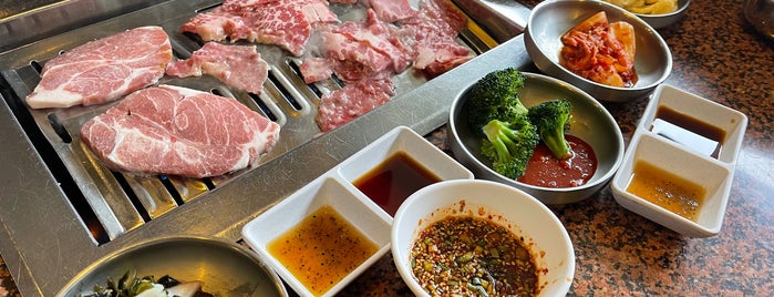 Blue Ginger Korean Grill is one of Noms of the Eastside.
