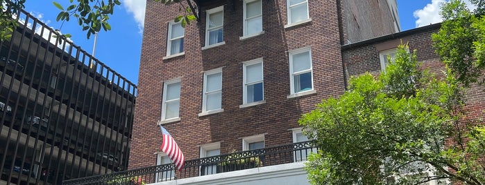 Planter's Inn At Reynolds Square is one of SV/GA.