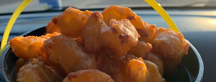 Brad & Harry's Cheese Curds is one of Wisconsin State Fair.