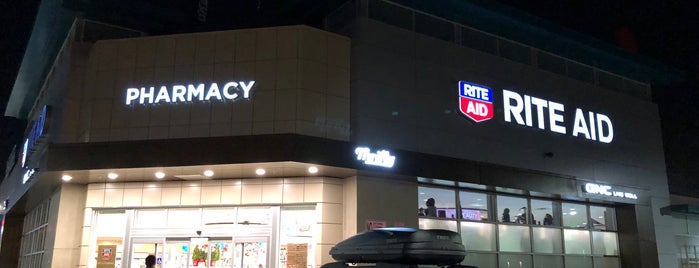 Rite Aid Drive Thru Pharmacy is one of Michaelさんのお気に入りスポット.