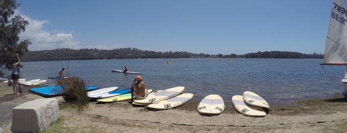 Narrabeen Lakes Walk is one of Orte, die Darren gefallen.