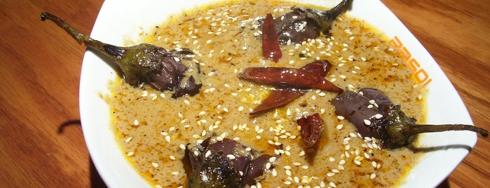 Rasoi Indian Kitchen is one of Tempat yang Disukai scott.