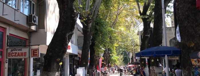 İznik Çarşı is one of Tempat yang Disukai Gunes.