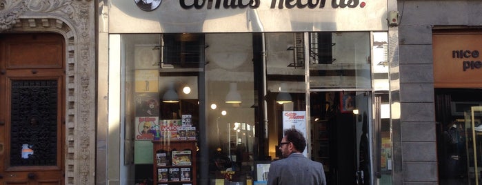 Comics Records is one of Simonさんのお気に入りスポット.