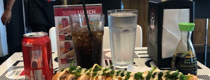 Sushi Express is one of Restaurantes.