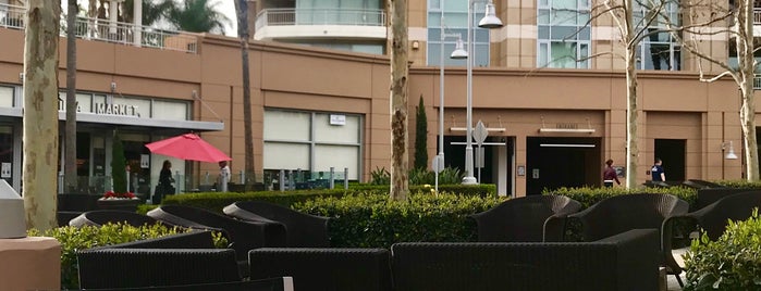 The Plaza - Irvine is one of Husseinさんのお気に入りスポット.