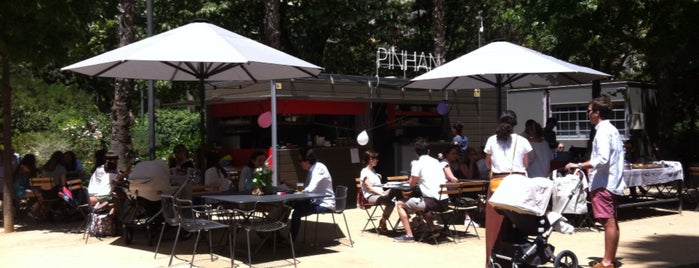 Pinhan Café is one of สถานที่ที่ Barbara ถูกใจ.