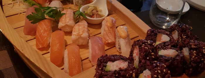 Ama Sushi is one of Gi@n C. : понравившиеся места.