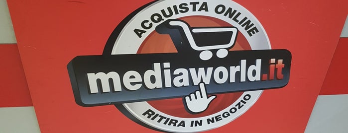 MediaWorld is one of Locais curtidos por Gi@n C..