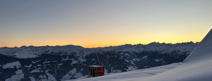 Kristallhütte is one of Tirolertur.