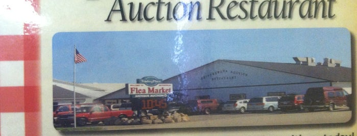 Auction Restaurant is one of Posti che sono piaciuti a Phyllis.