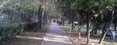 Hürriyet Çocuk Parkı is one of สถานที่ที่ Lale ถูกใจ.