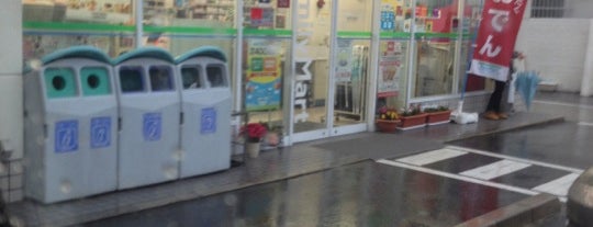ファミリーマート 上天満町店 is one of 閉鎖.