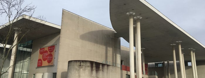 Bundeskunsthalle - Kunst- und Ausstellungshalle der Bundesrepublik Deutschland is one of TO DO in COLOGNE.