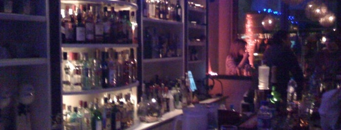 Jingo is one of Volos Top Cafe-Bar's.