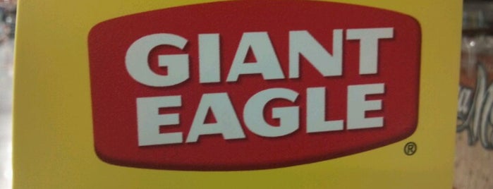 Giant Eagle Supermarket is one of สถานที่ที่ Alyssa ถูกใจ.