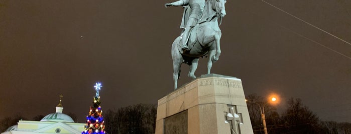 Monument to Alexander Nevsky is one of Памятники СПб.