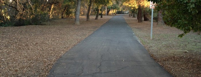 Alamo Creek Bike Trail is one of Vacaville Places to Visit.