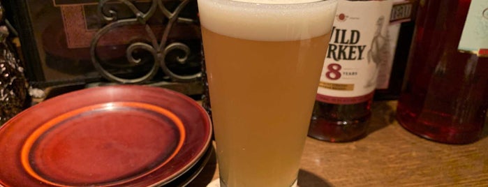 BEER DINING THE GRIFFON 新宿店 is one of クラフトリカーズのクラフトビールを飲めるお店.