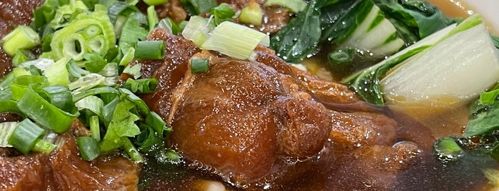 龍記尚品牛肉麵 is one of Taiwan.