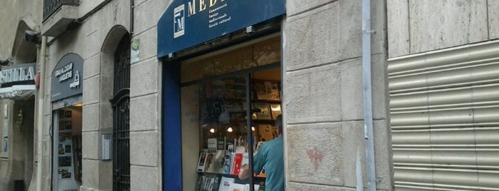 Librería Medios is one of Librerías amigas.