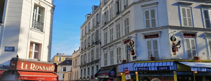 Hôtel Campanile is one of Benelux Paris.