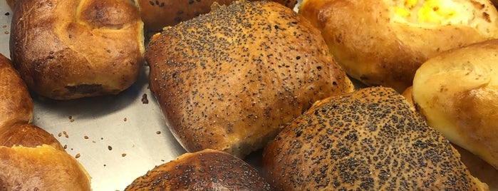 Tataş Simit Ve Poğaça Fırını is one of Ant Nov.