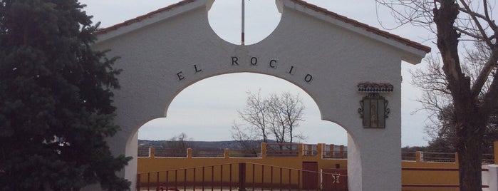 Finca El Rocío is one of Bares.