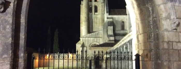 Monasterio de las Huelgas is one of Monumentos.